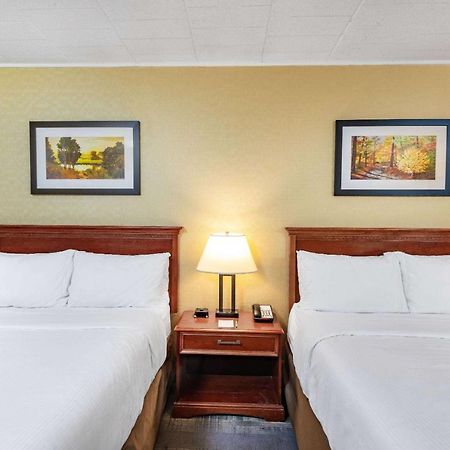 วินด์แฮม การ์เดน ยอร์ก Hotel ยอร์ค ภายนอก รูปภาพ