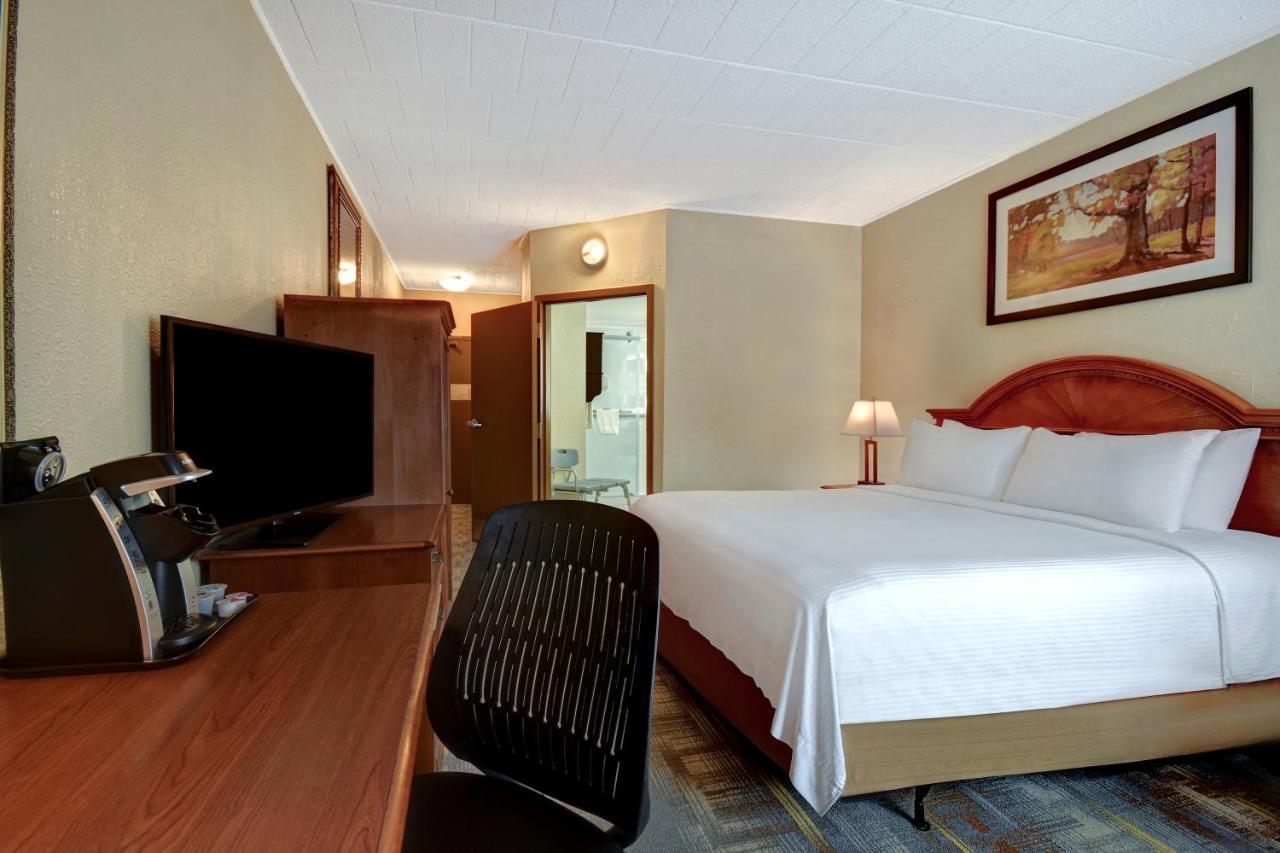วินด์แฮม การ์เดน ยอร์ก Hotel ยอร์ค ภายนอก รูปภาพ