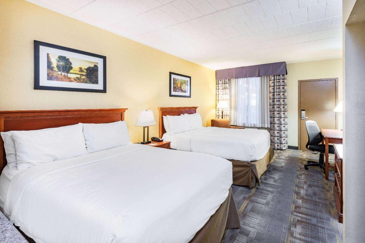 วินด์แฮม การ์เดน ยอร์ก Hotel ยอร์ค ภายนอก รูปภาพ