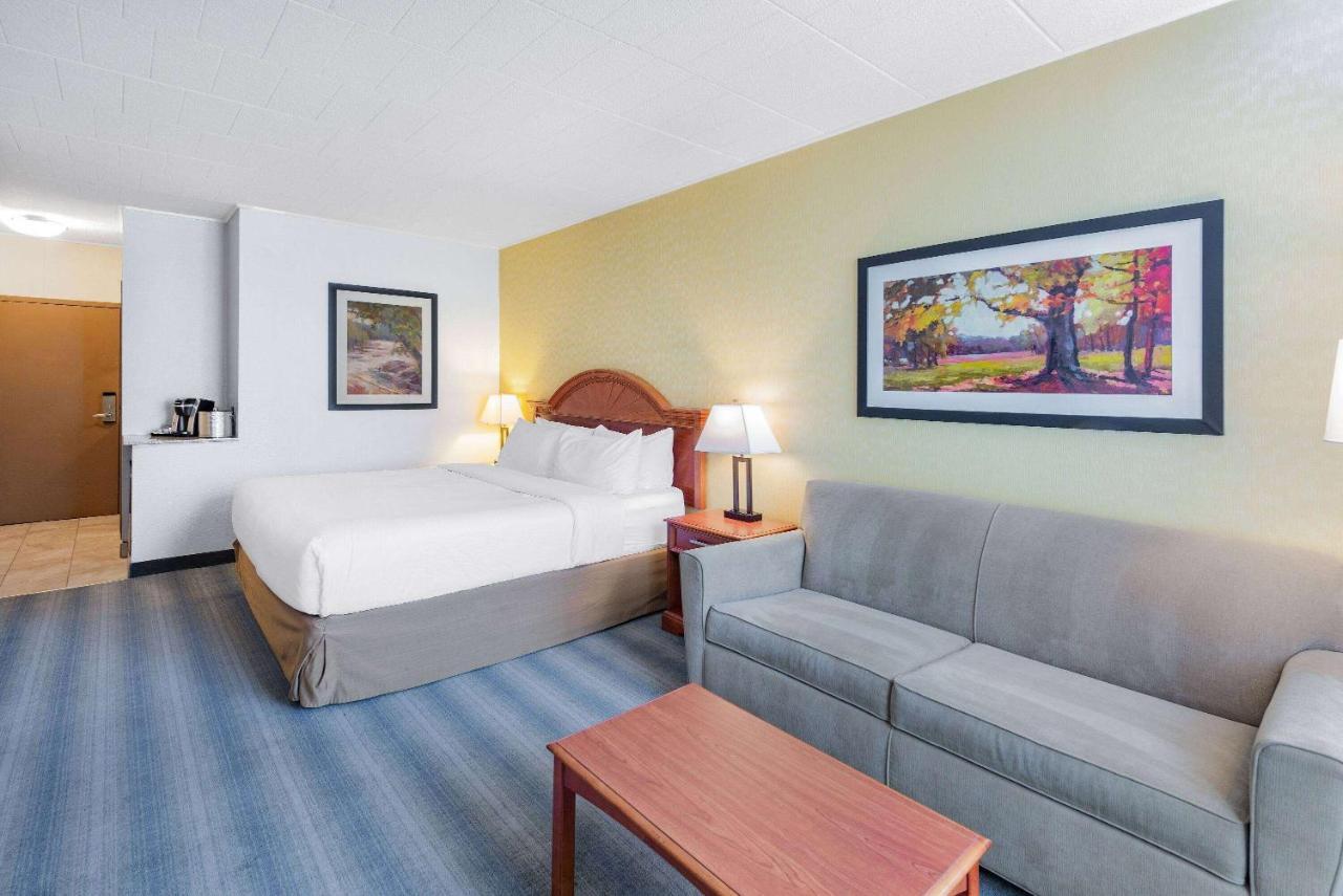 วินด์แฮม การ์เดน ยอร์ก Hotel ยอร์ค ภายนอก รูปภาพ