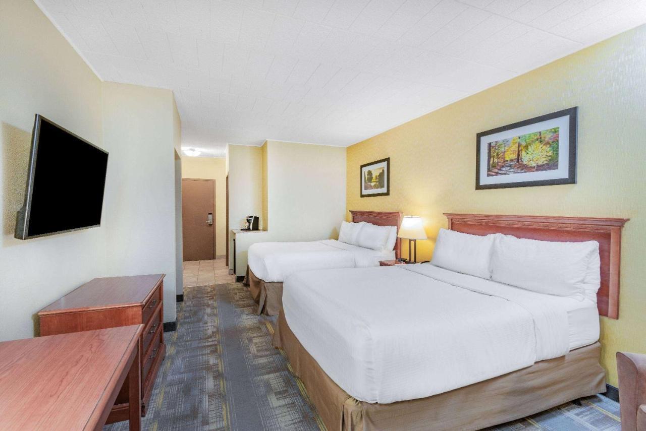 วินด์แฮม การ์เดน ยอร์ก Hotel ยอร์ค ภายนอก รูปภาพ